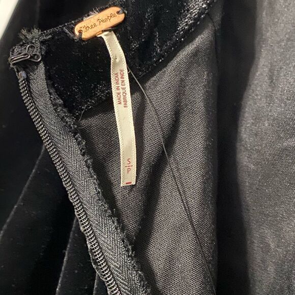 Free People Size Small Chelsey Black Velvet Open Back Mini Dress NWT - Picture 12 of 12